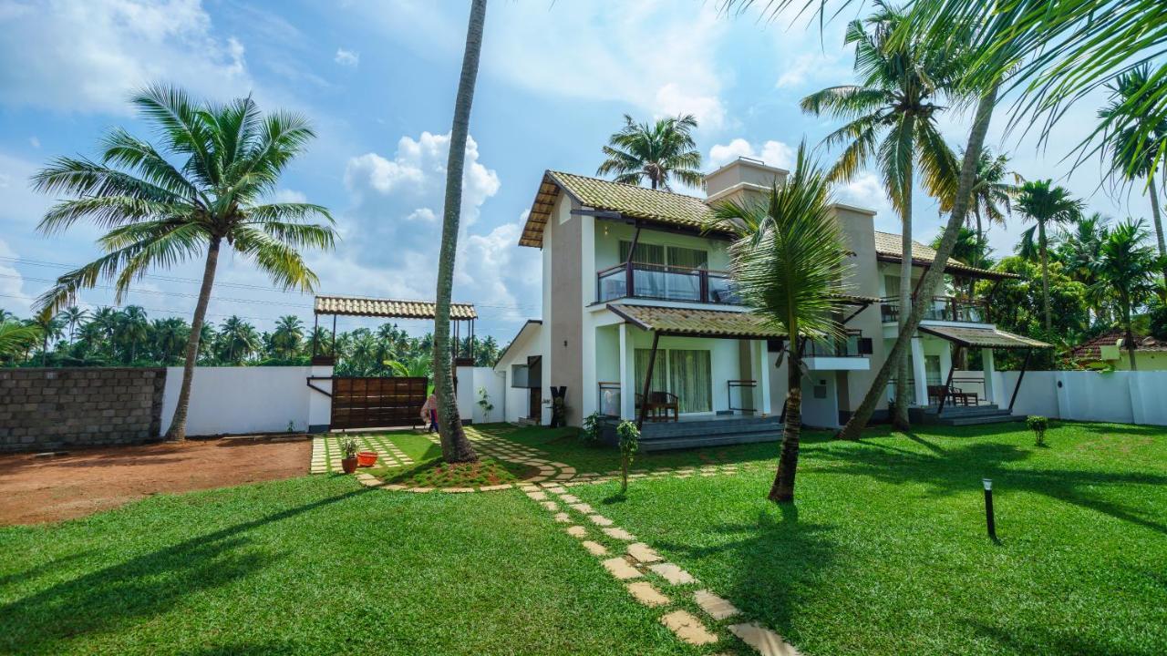 Backwater Brook Kumarakom Exterior photo